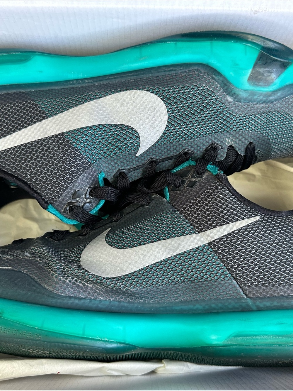 Nike Women's Teal and Gray Athletic Running Shoes